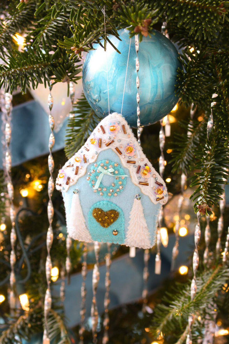 DIY Felt Gingerbread House Ornament