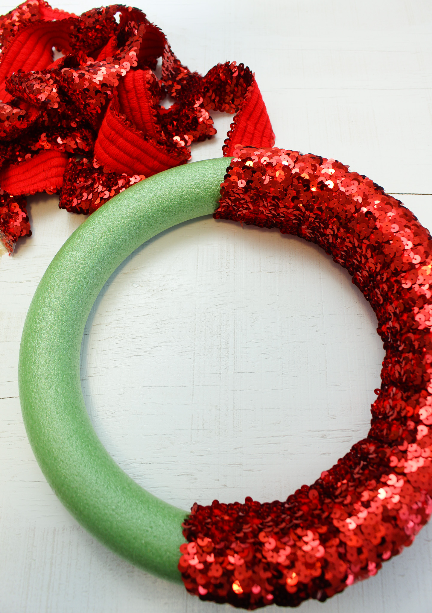 DIY Sequin Wreath Tutorial