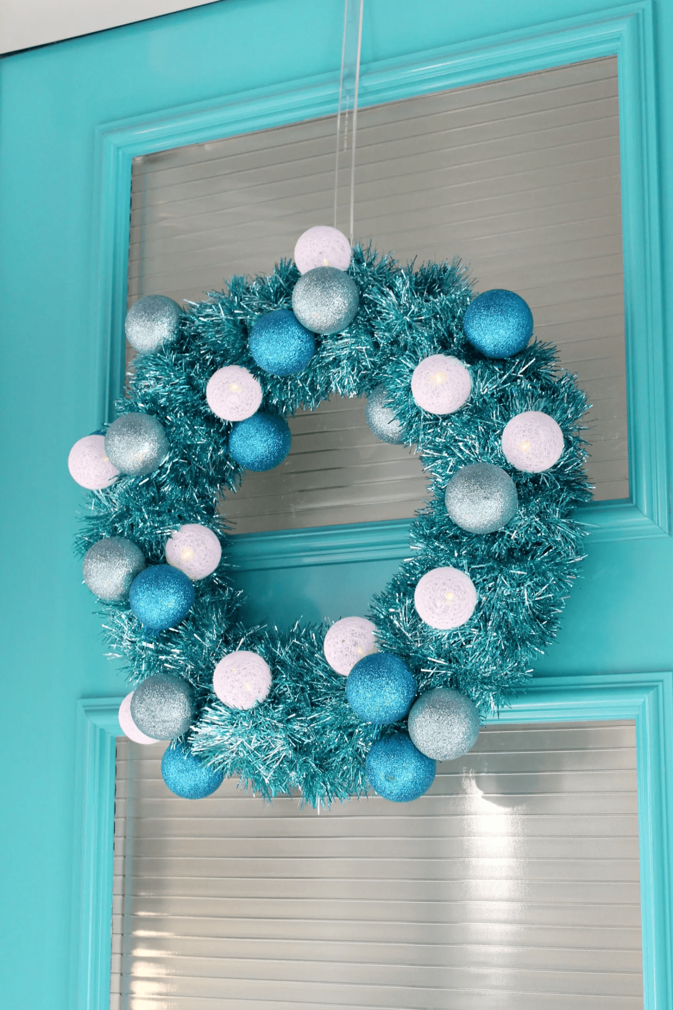 DIY Tinsel Wreath with Retro Vibes
