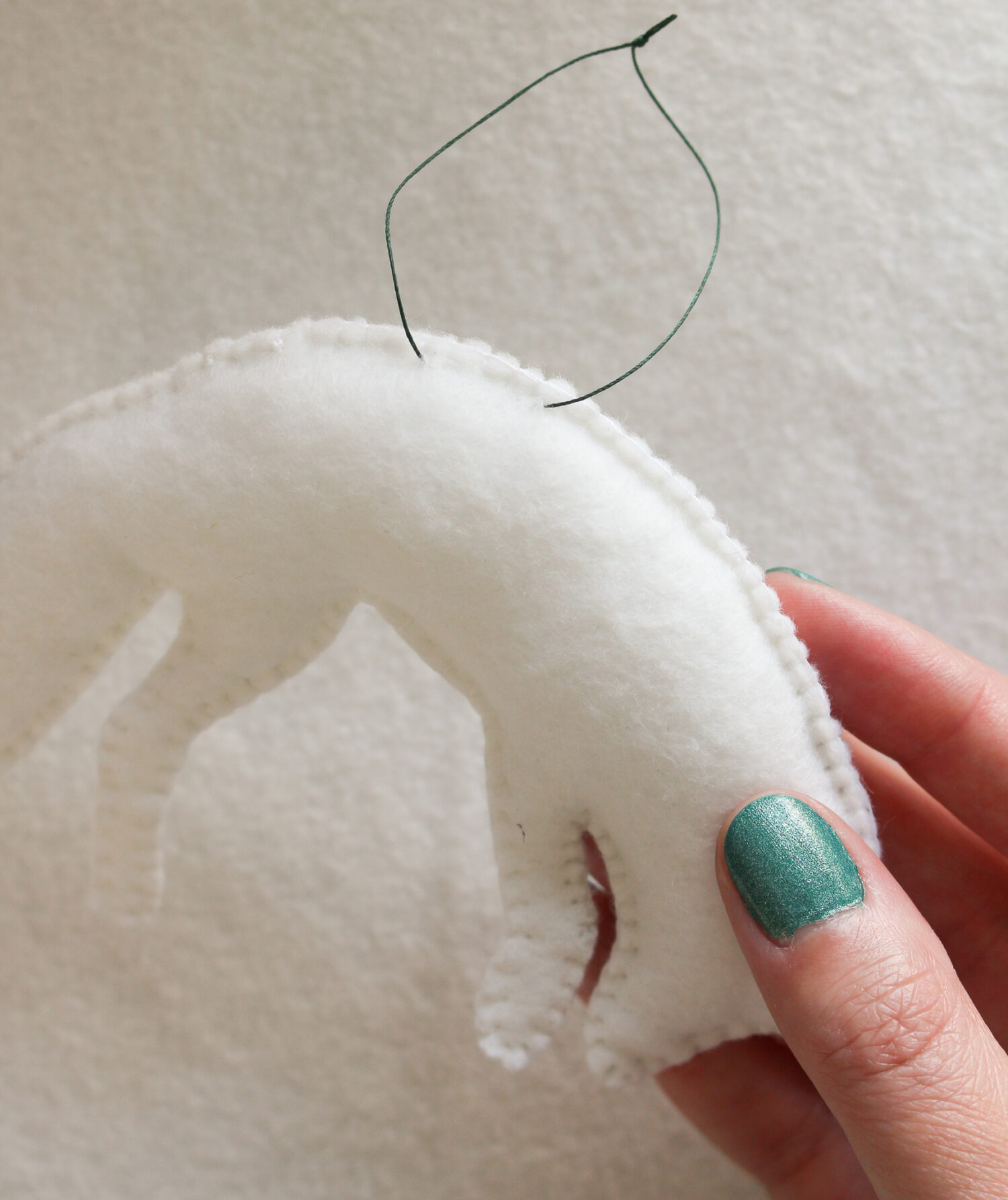 How to Hang Felt Ornaments on a Tree