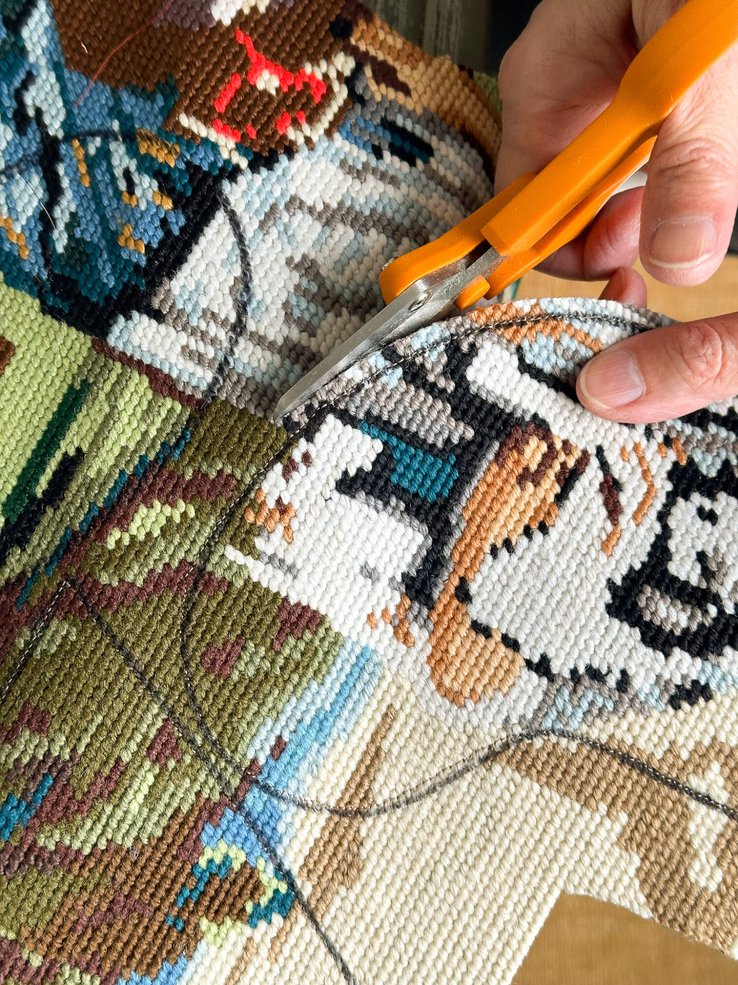How to Prevent Unravelling When Cutting Apart Old Needlepoints
