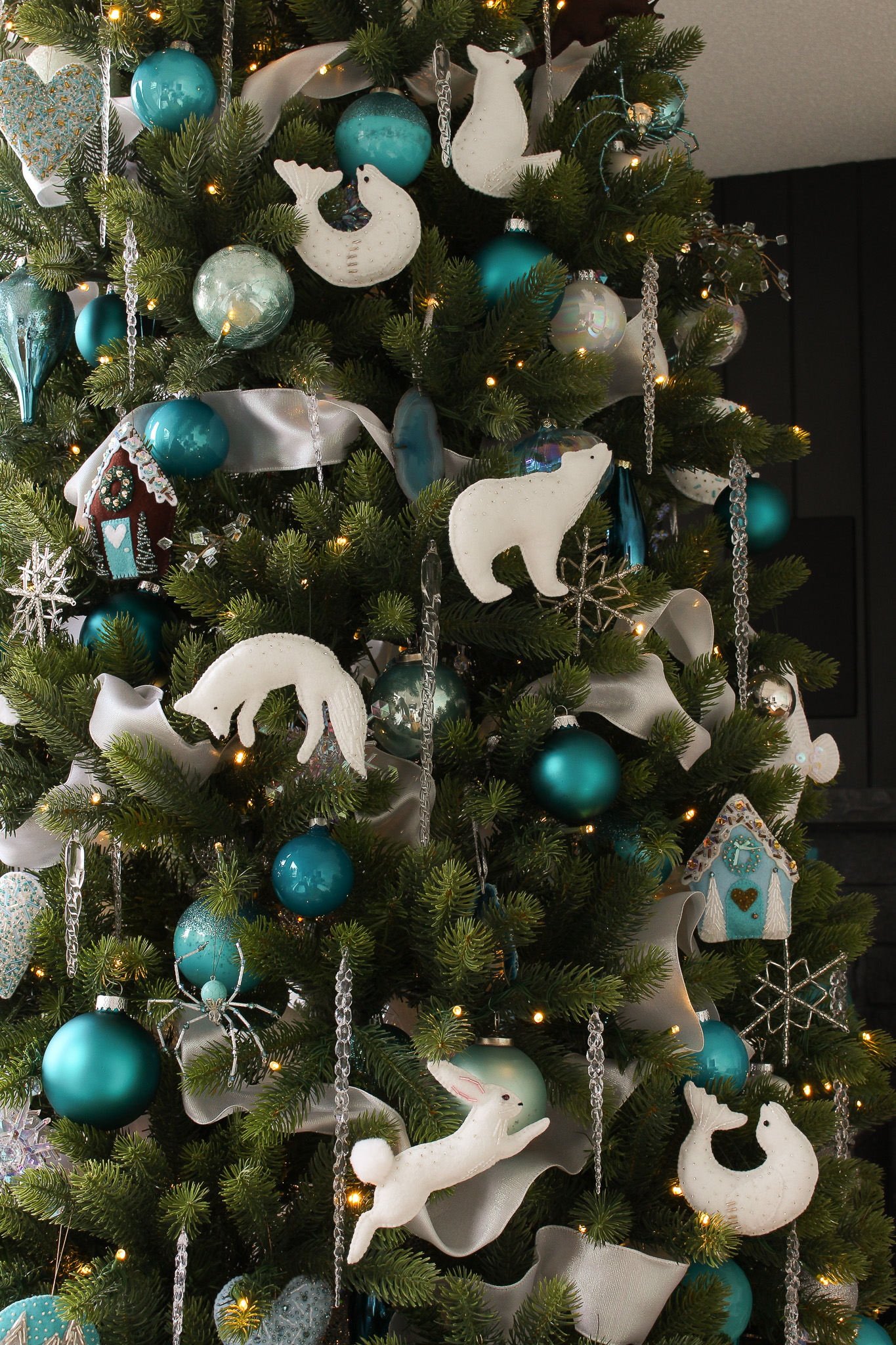 DIY Felt Ornaments with Patterns