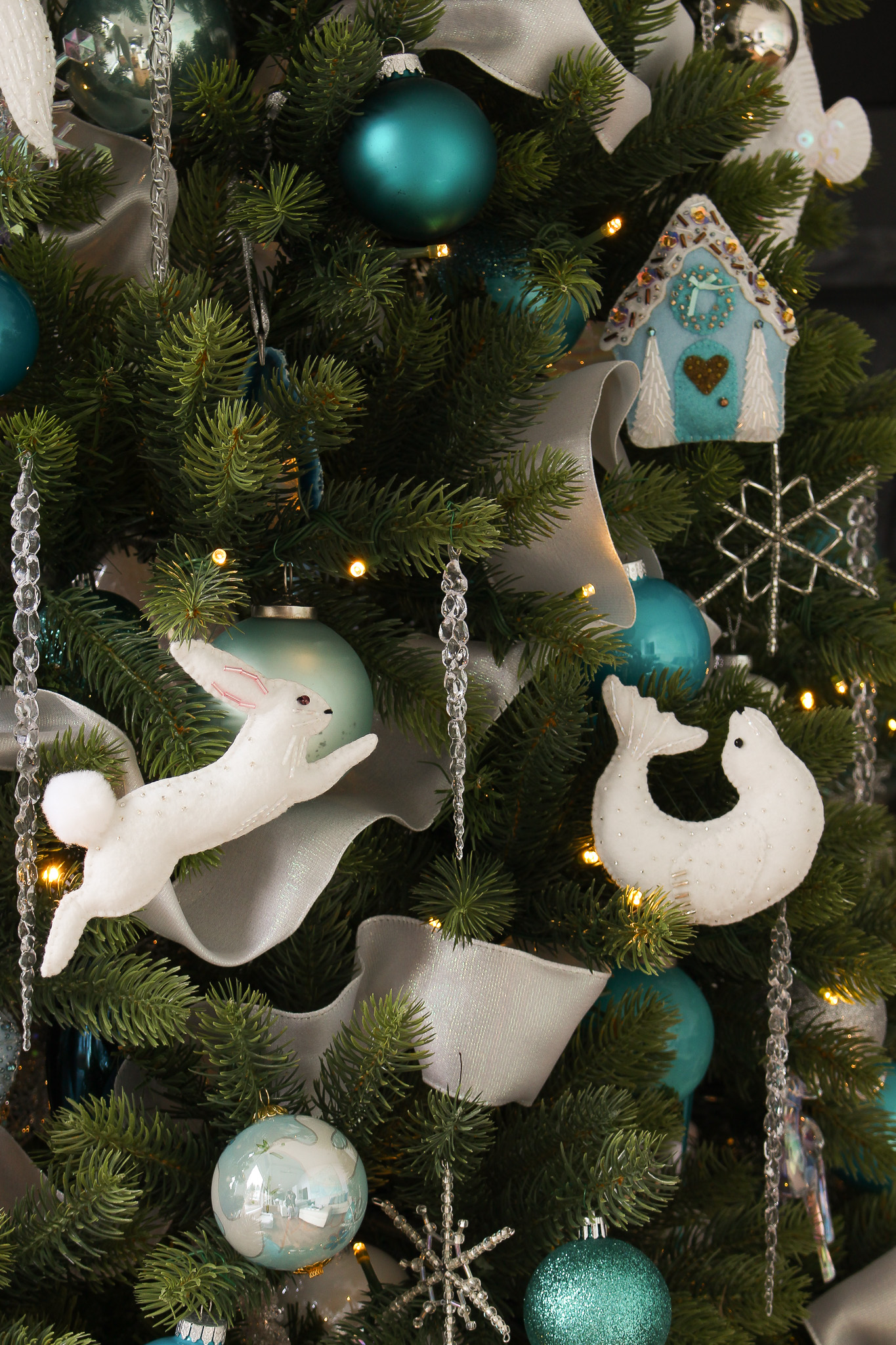 DIY Felt Rabbit Ornament Tutorial