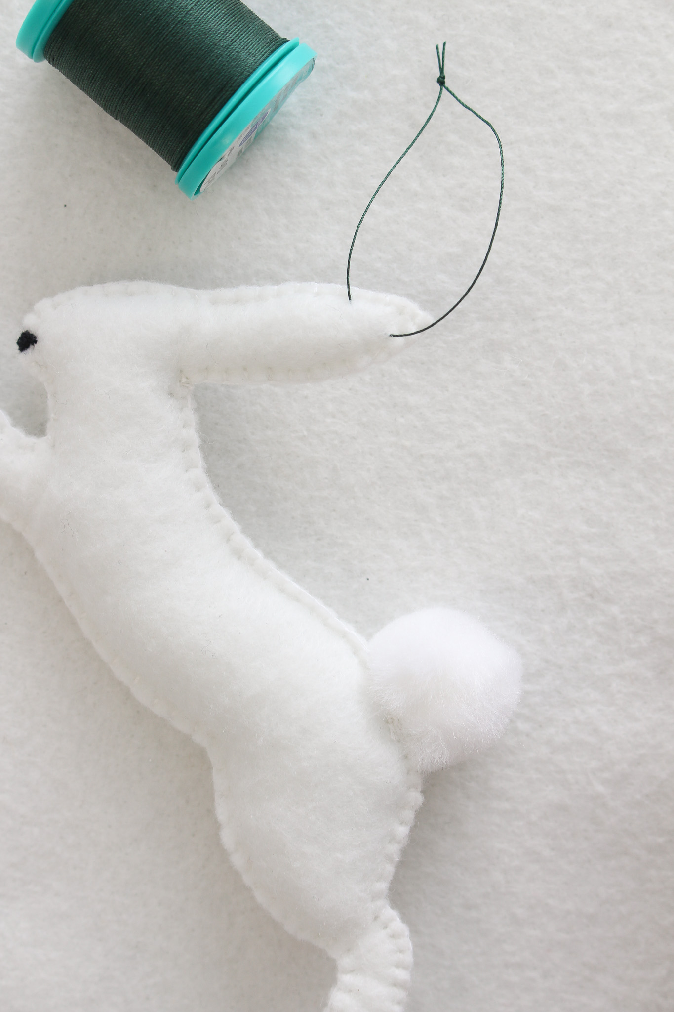 How to Hang Felt Ornaments on a Tree