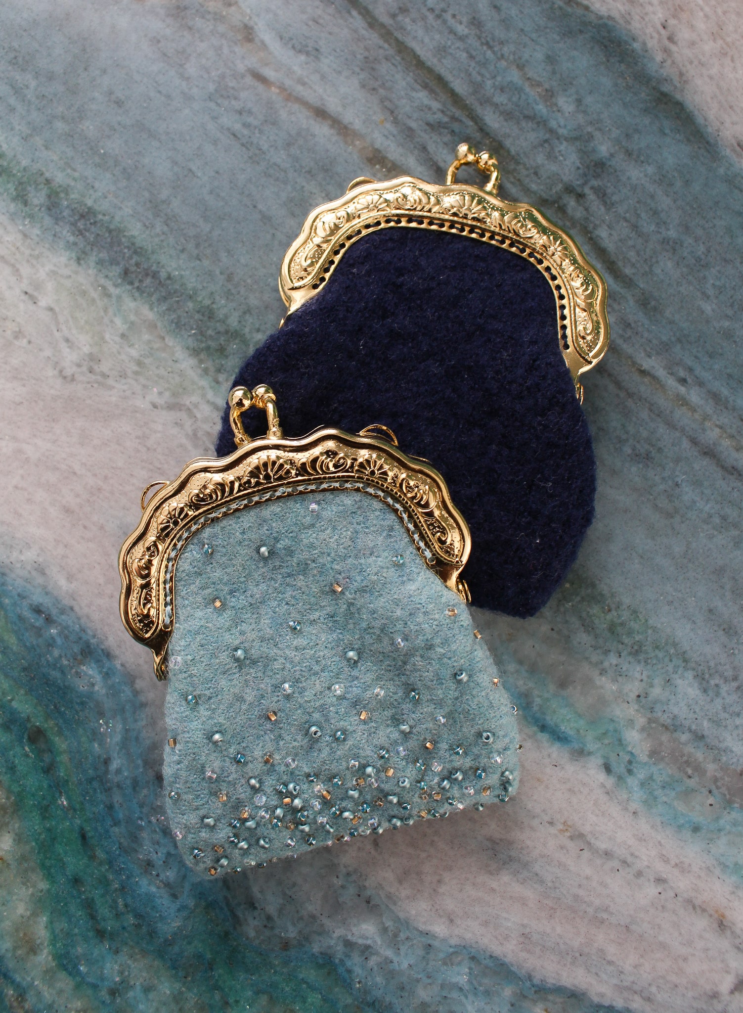 DIY Beaded Felt Coin Purse with Kiss Clasp
