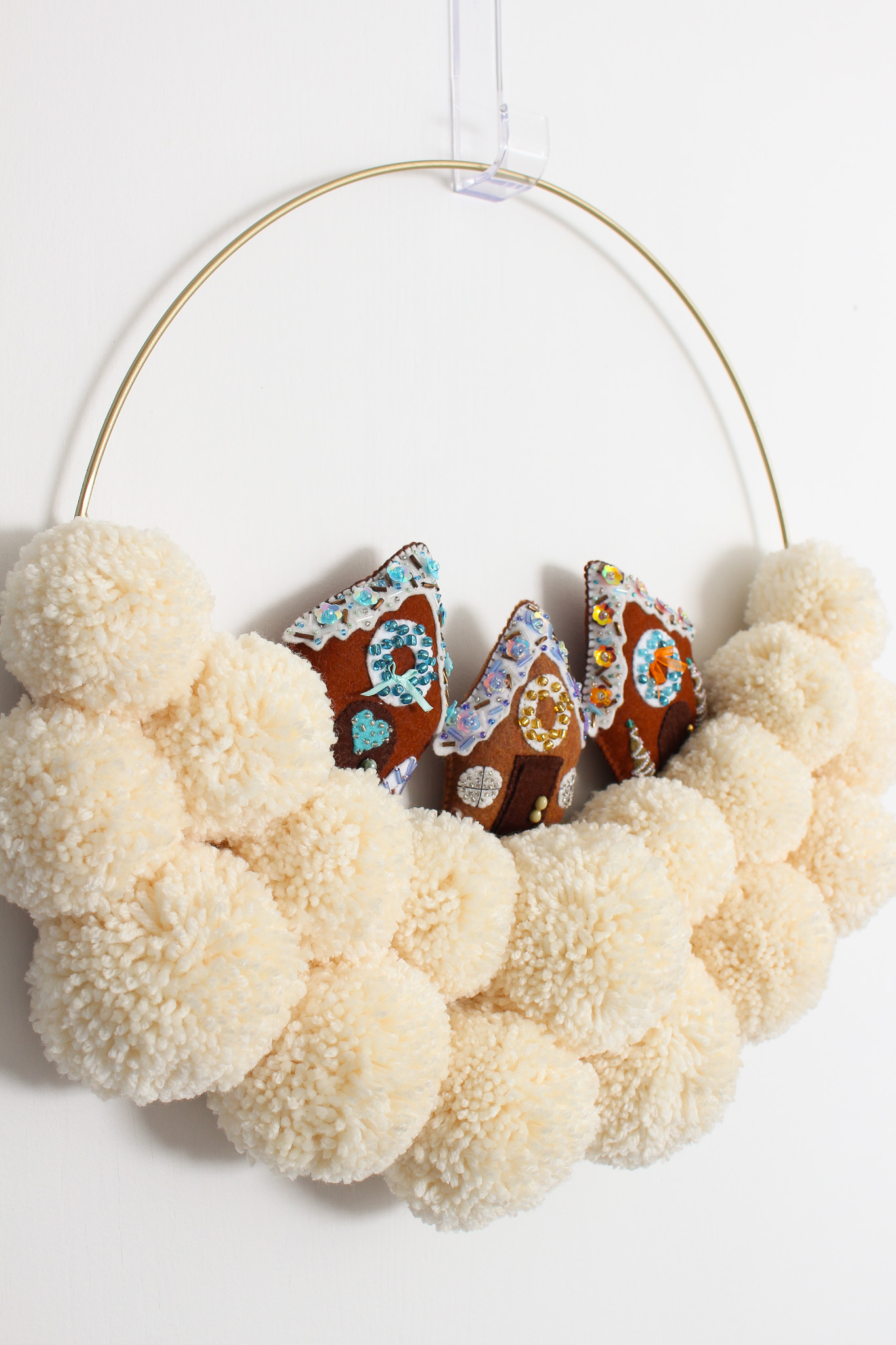 DIY Felt Christmas Wreath