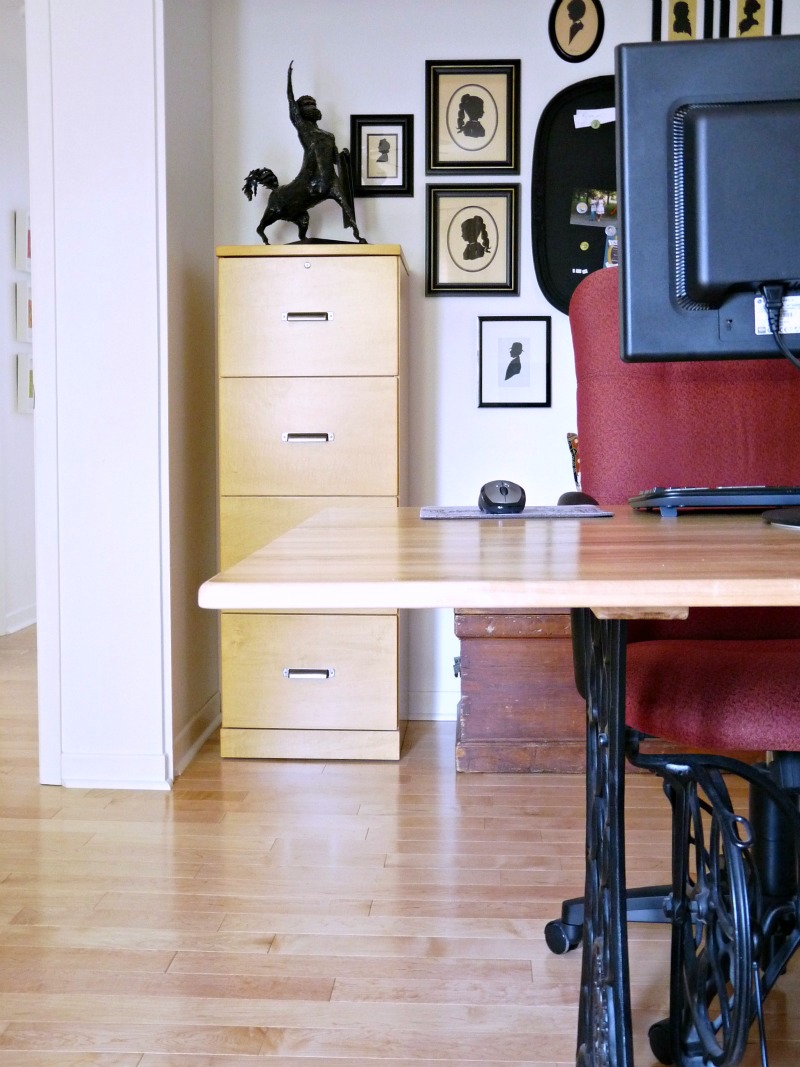 DIY Singer Sewing Machine Base Desk