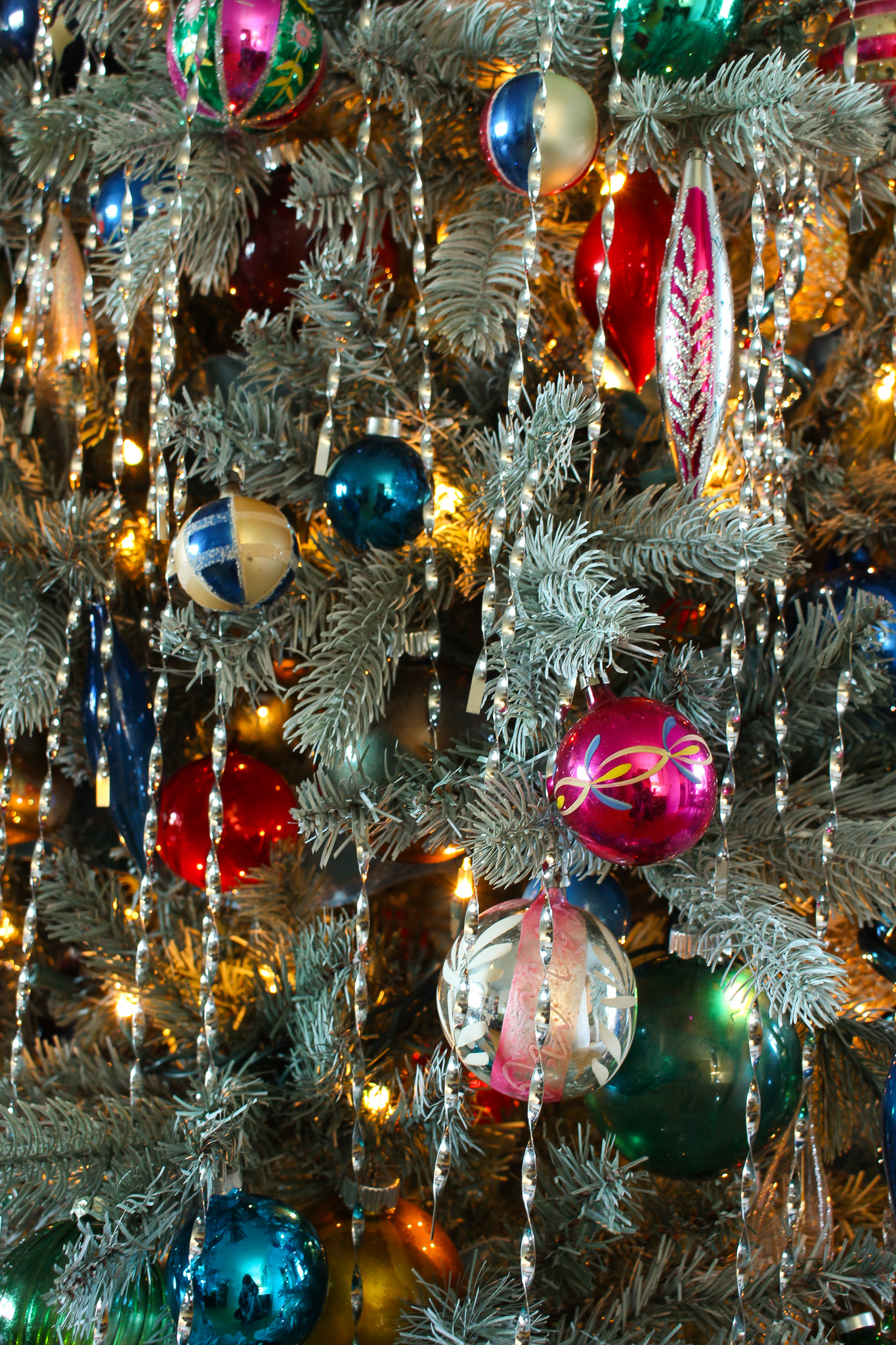 Collecting Vintage Glass Christmas Tree Ornaments