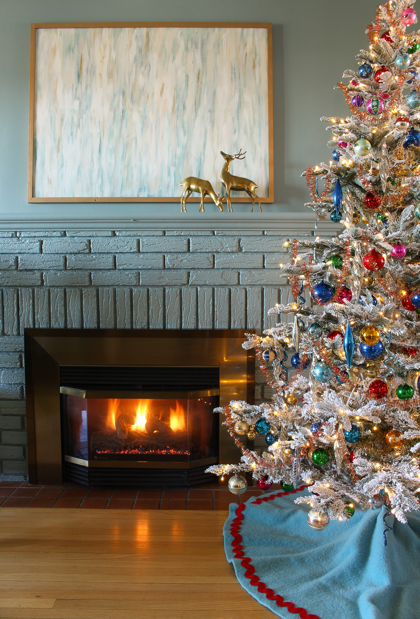 Vintage Ornament Collection on Flocked Tree