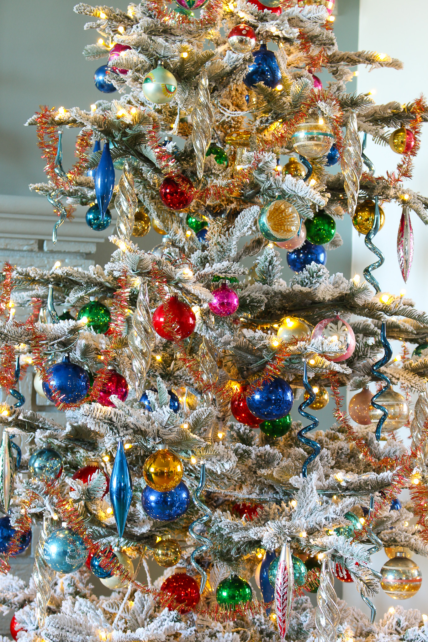 Best Christmas Tree for Vintage Ornament Collection