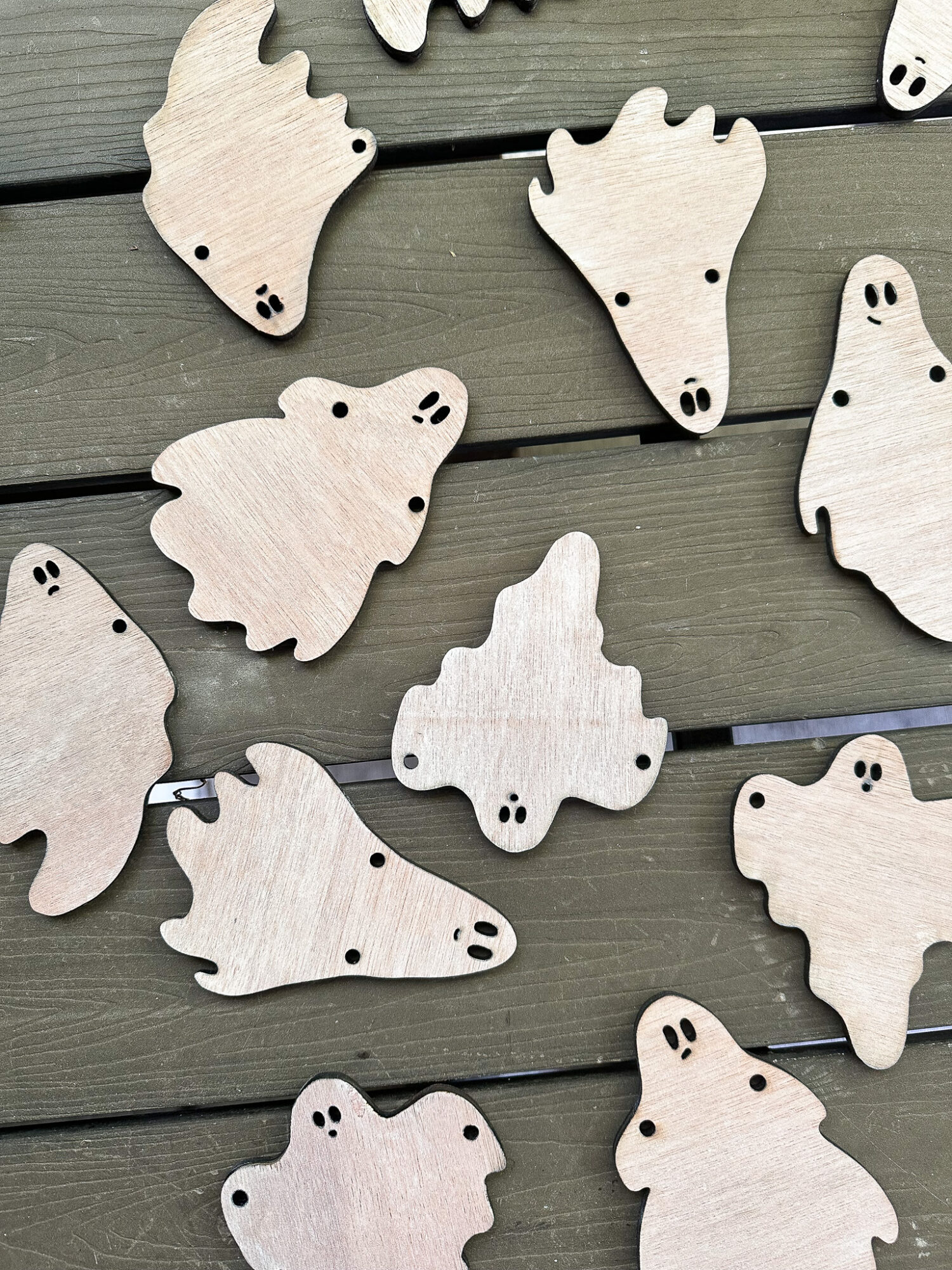 DIY Scrap Wood Halloween Garland