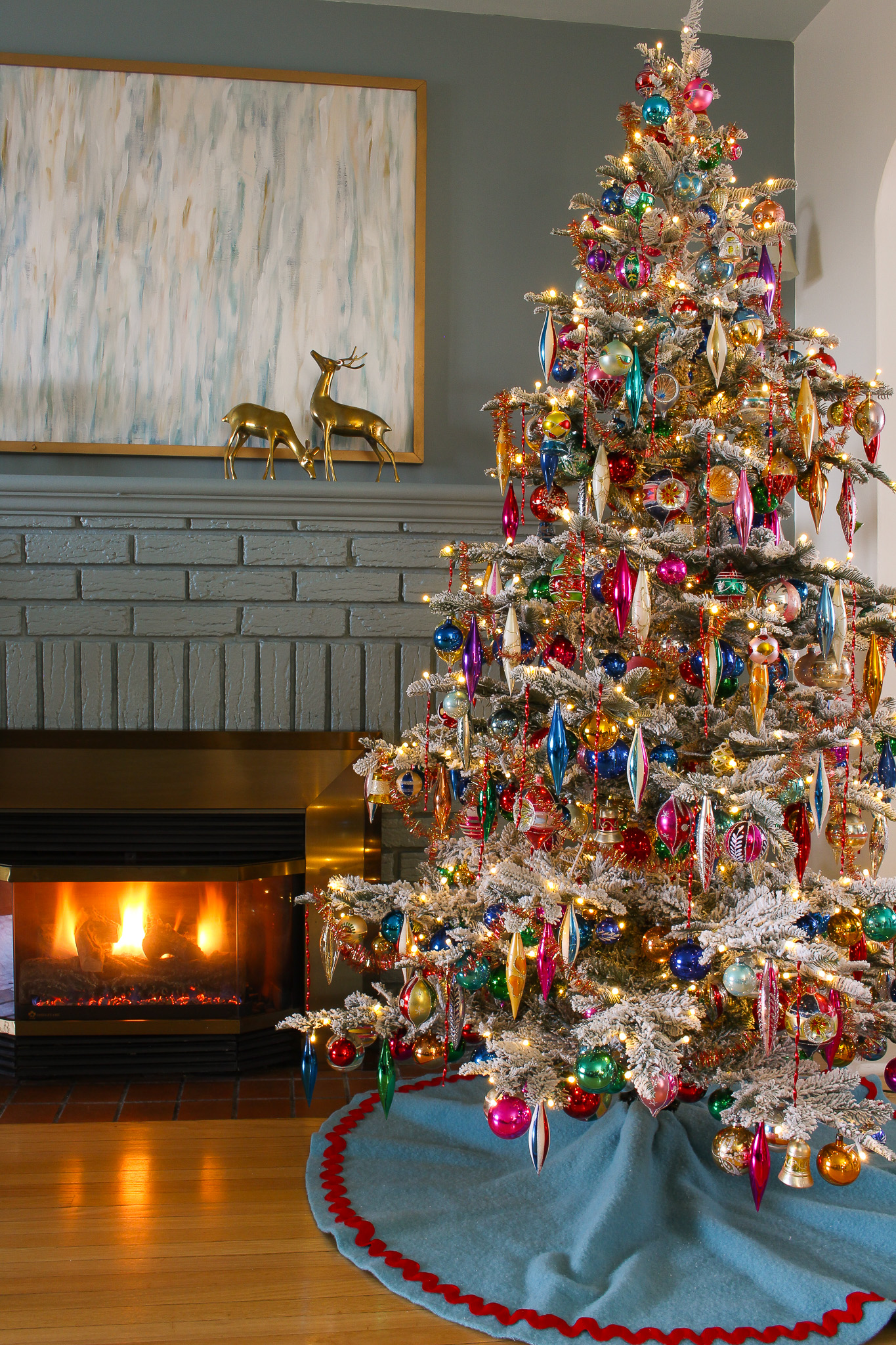 Eclectic Vintage Christmas Ornament DIY